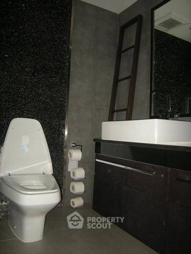 picture 141 Sqm 18th-Floor 1-BR At Las Colinas Near BTS Asoke (ID 2834435) - 6/8