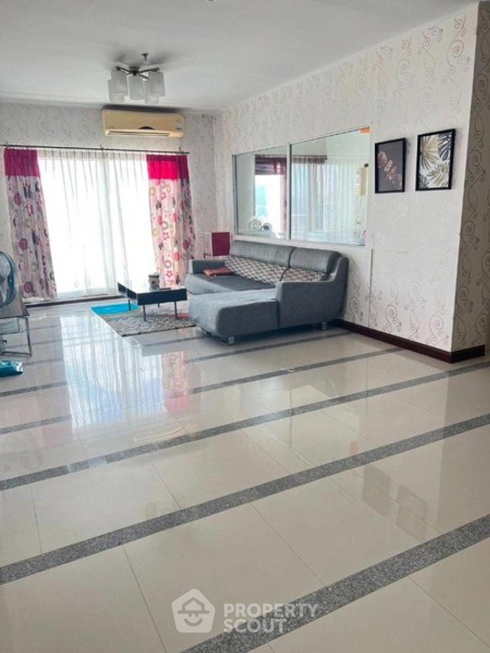 picture 3-BR 144 Sqm Condo At Supalai Park Srinakarin (ID 3073411) - 2/13