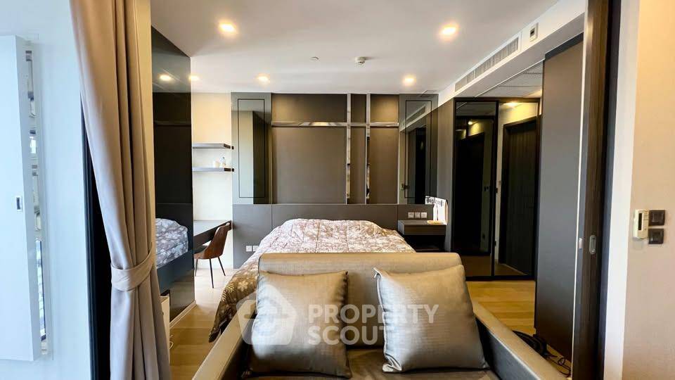 picture 70m To MRT Sukhumvit | 23rd-Floor 1-BR At Ashton Asoke (ID 3109214) - 10/13