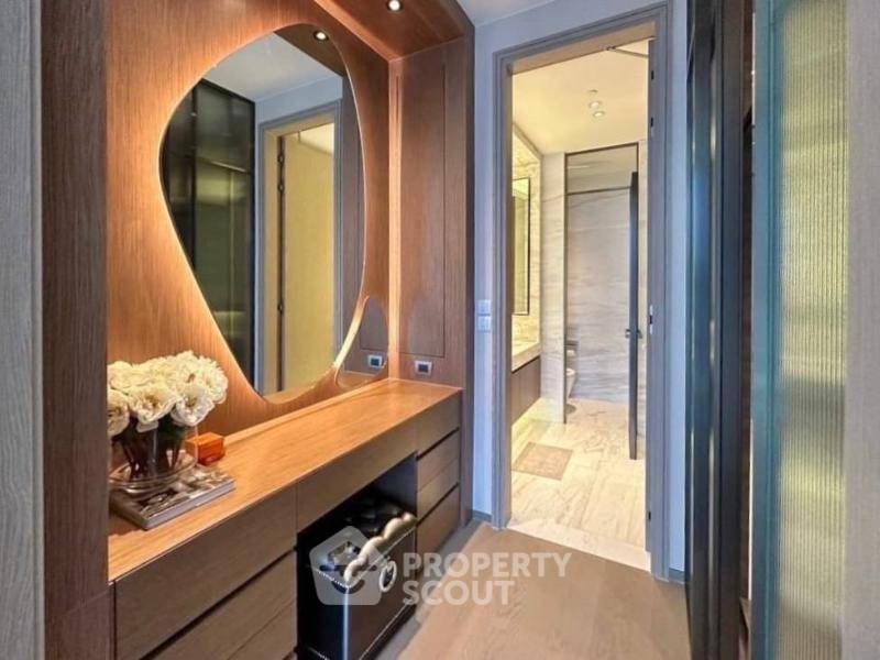 picture Pet-Friendly 1-BR At SCOPE Langsuan Near BTS Chit Lom (ID 2835710) - 1/5