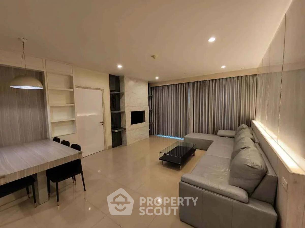 รูป คอนโด 2 ห้องนอน ขนาด 95 ตร.ม. ที่ Watermark Chaophraya ใกล้ BTS กรุงธนบุรี (ID 2884021) - รูปที่ 3/5