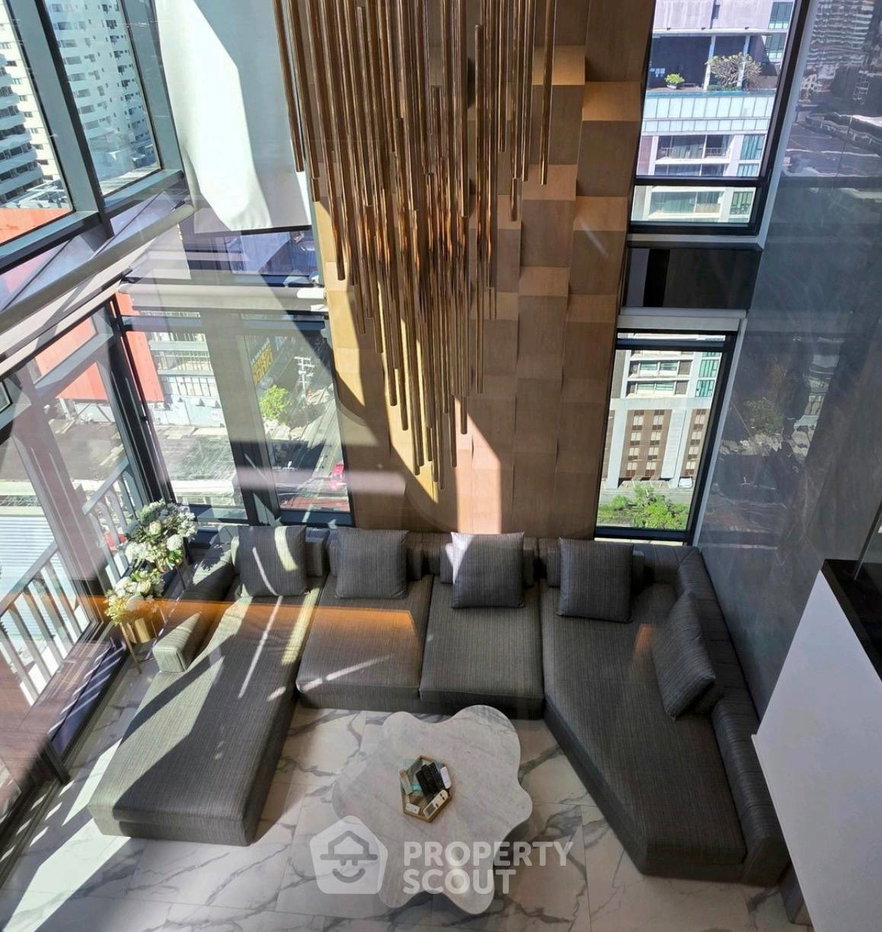 รูป ห้อง 2 ห้องนอน ชั้นสูง M Thonglor 10 ใกล้ BTS ทองหล่อ (ID 3305471) - รูปที่ 1/5