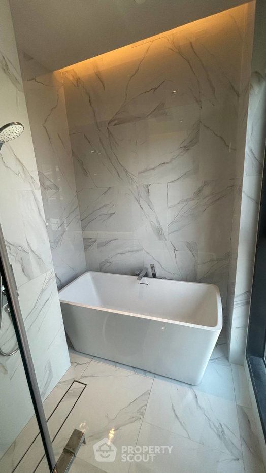 picture 15th-Floor 1-BR The Reserve Sathorn, BTS Sala Daeng (ID 3259350) - 14/29