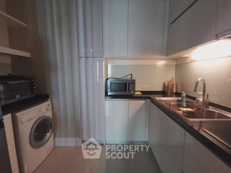 picture 2-BR Bright Sukhumvit 24 Condominium Near BTS Phrom Phong (ID 2918536) - 7/8