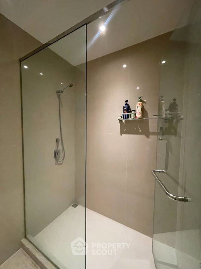 รูป คอนโด 2 ห้องนอน ชั้นสูง H Sukhumvit 43 ใกล้ BTS พร้อมพงษ์ (ID 2604991) - รูปที่ 9/15