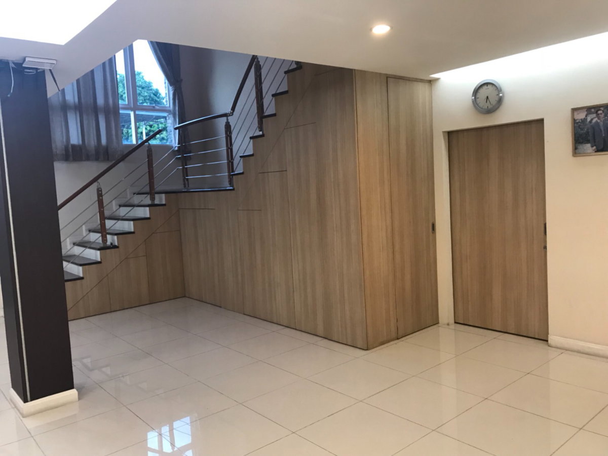 picture HOUSE FOR RENT 4 BEDROOM 3 BATHROOM - 3/8