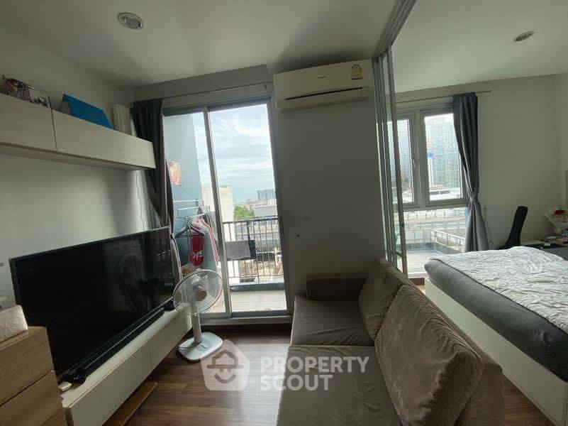 picture 1-BR Condo at Chewathai Interchange near MRT Tao Poon (ID 2838028) - 1/5
