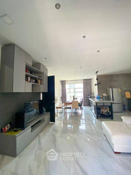 picture 3-BR Condo at Baan Klang Krung Siam-Pathumwan Condominium near BTS Ratchathewi (ID 2918235) - 2/8