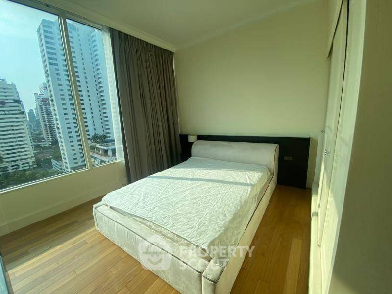 picture 3-BR Condo at Royce Private Residences near MRT Sukhumvit (ID 2918136) - 5/6