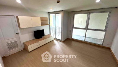 ขายคอนโด : ขายคอนโด 1 ห้องนอน The Niche Sukhumvit 49 ใกล้ MRT เพชรบุรี (ID 3306953)
