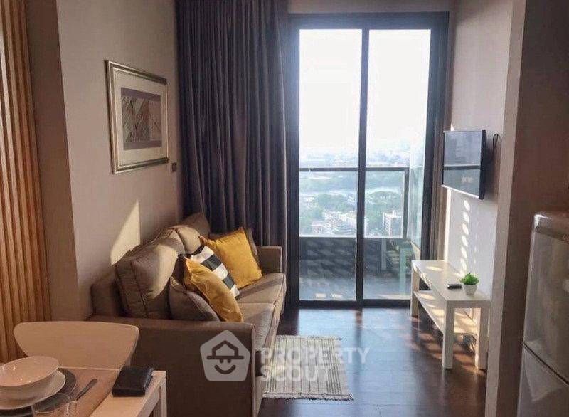 picture 32nd-Floor 1-BR At The Lumpini 24 Near BTS Phrom Phong (ID 2918561) - 4/8