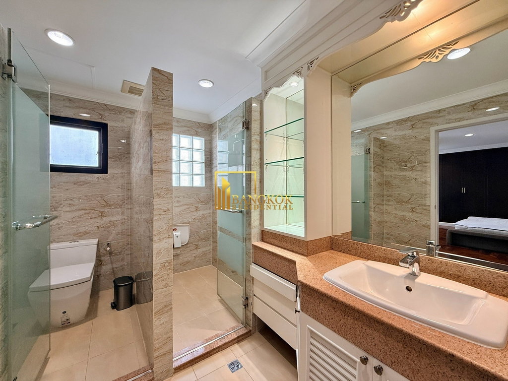 รูป Tonson Court | Spacious 3 Bedroom Condo in Prime Area - BR15840CD - รูปที่ 25/37