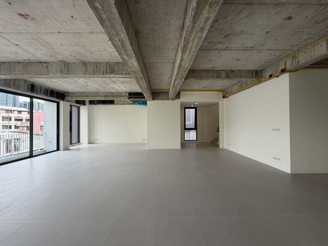 7-bed home office for rent, 700 sqm, 60 sq wah, Huai Khwang