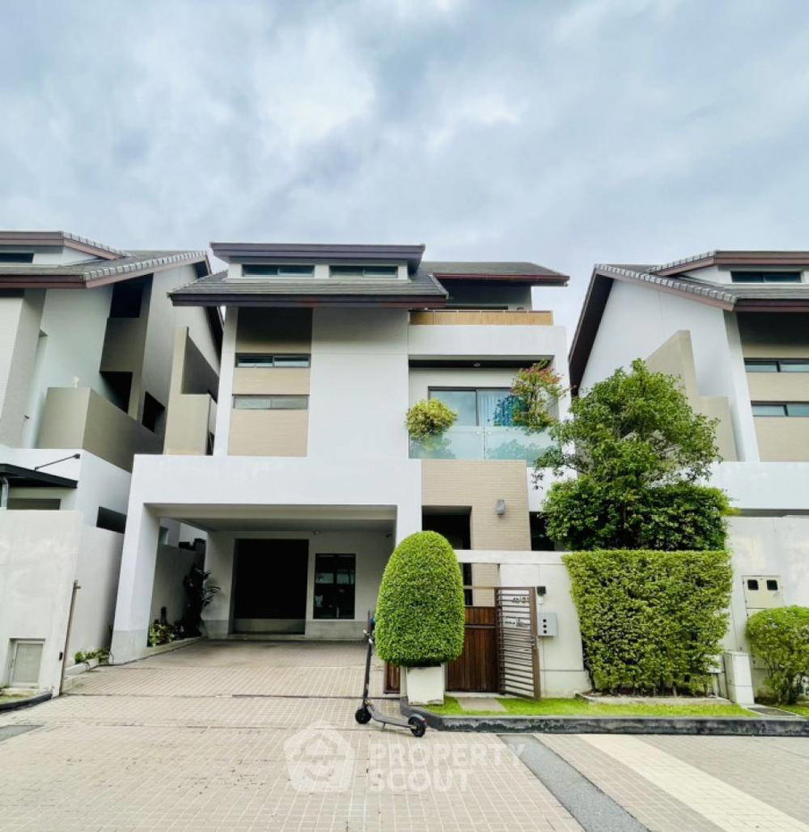 picture 4-BR House at Private Nirvana Residence North-East in Khlong Chan (ID 1442013) - 1/24