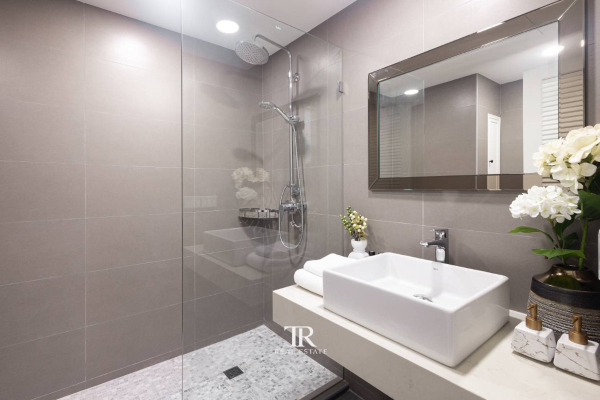 รูป 🔥 ให้เช่า Sukhumvit Suite | 80,000 บาท/เดือน | ห้องใหญ่ 200 ตร.ม. ใจกลางสุขุมวิท | 3 ห้องนอน 3 ห้องน้ำ | ชั้น 24 | ทำเลนานา | TR0177 | Line @500vvzzy - รูปที่ 6/12