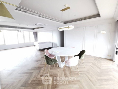 คอนโด 4-ห้องนอน ที่ แฮมป์ตัน ทองหล่อ10 ใกล้ BTS ทองหล่อ (ID 2279014)