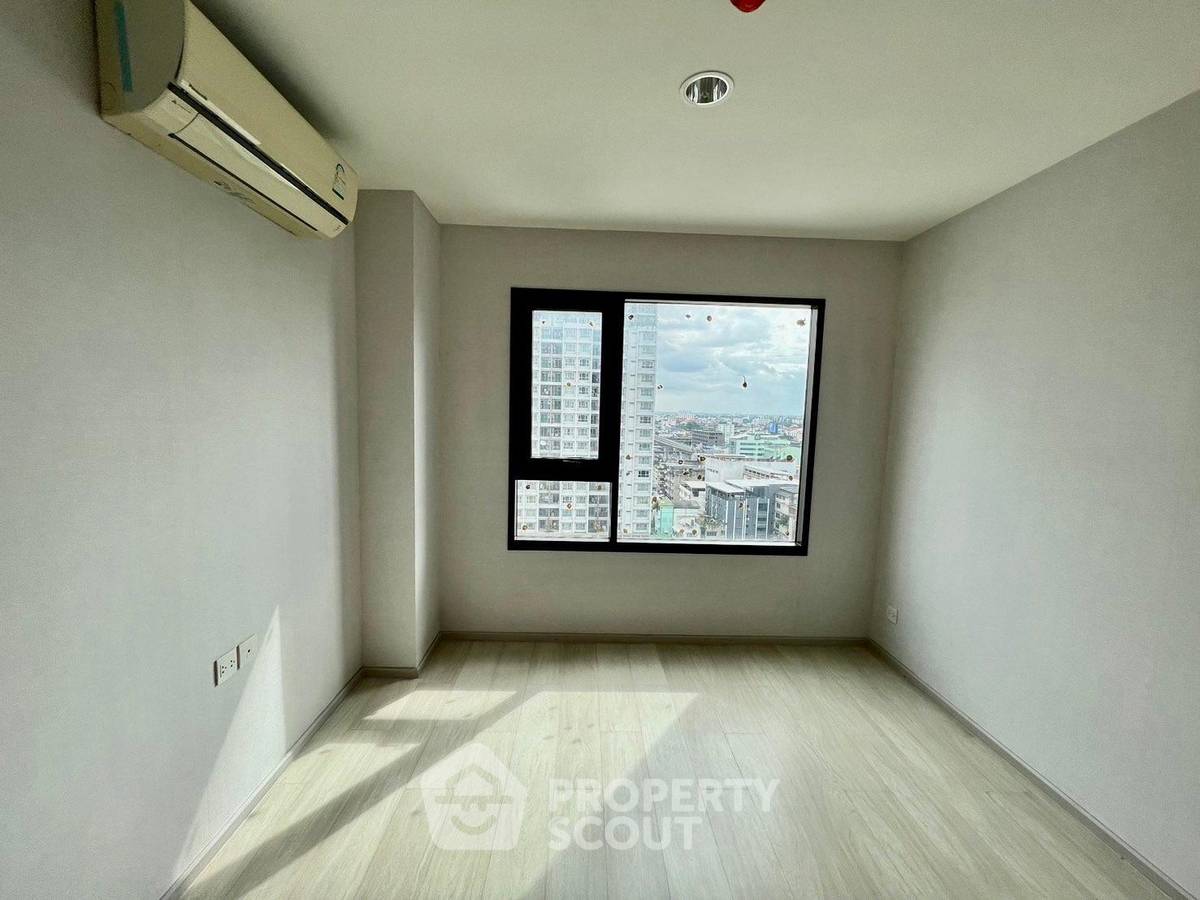 picture 100m From MRT Bang Yi Khan | 15th-Floor 2-BR Life Pinklao (ID 2837957) - 5/8