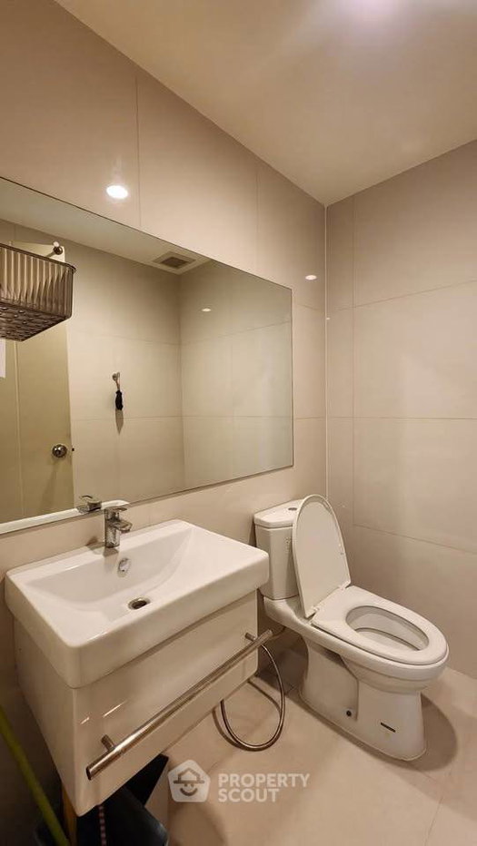 picture 2-BR Condo at Life Asoke near ARL Makkasan (ID 2970748) - 21/39
