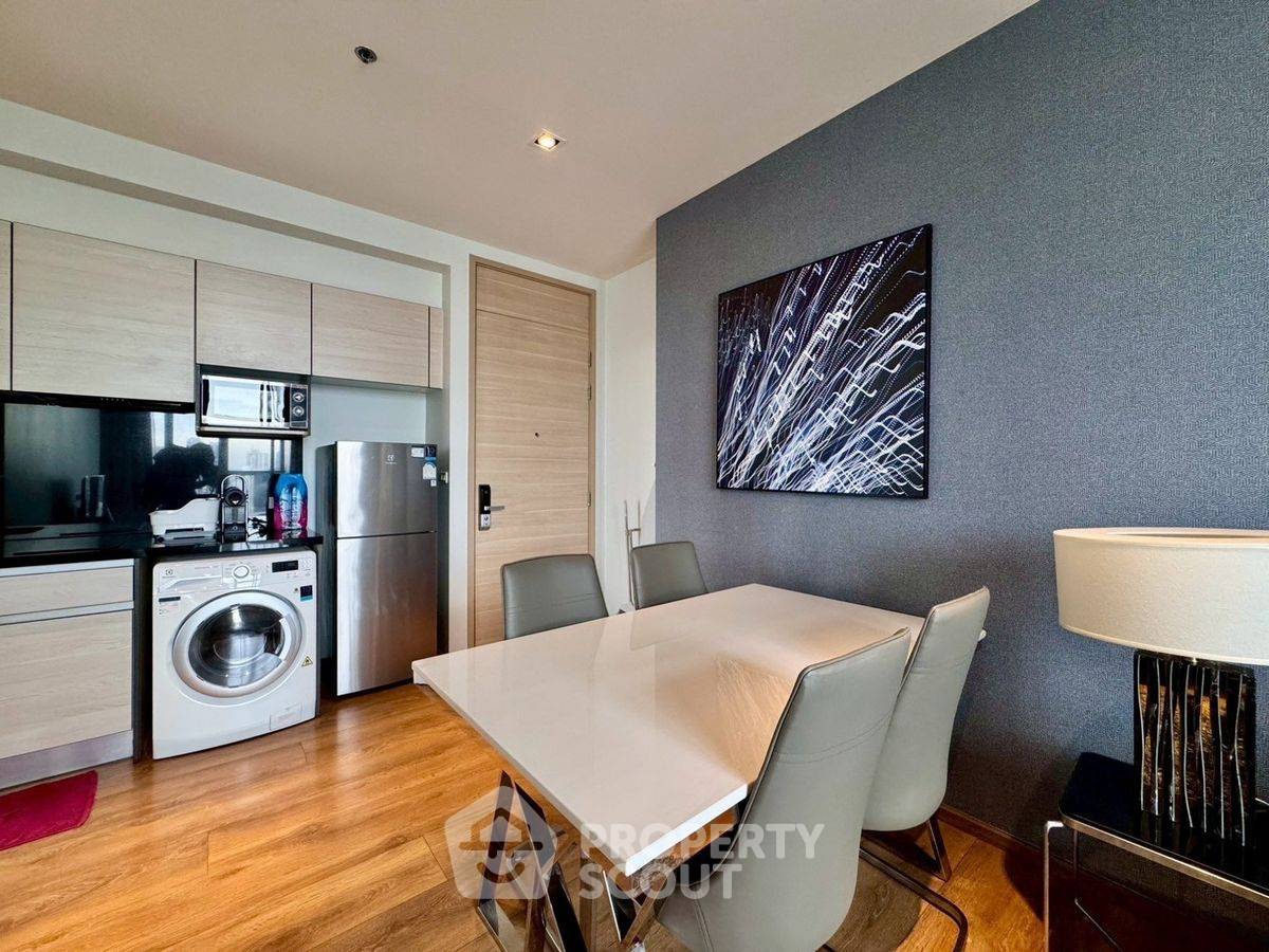 picture High-Floor 2-BR At Park Origin Phrom Phong Near BTS Phrom Phong (ID 2217107) - 2/14