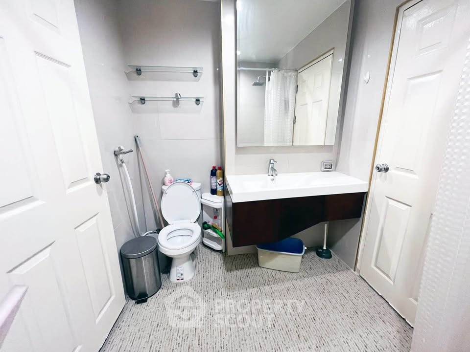 รูป คอนโด 2-ห้องนอน ที่ ไลฟ์ แอท รัชดา-ห้วยขวาง ใกล้ MRT สุทธิสาร (ID 2481637) - รูปที่ 4/10