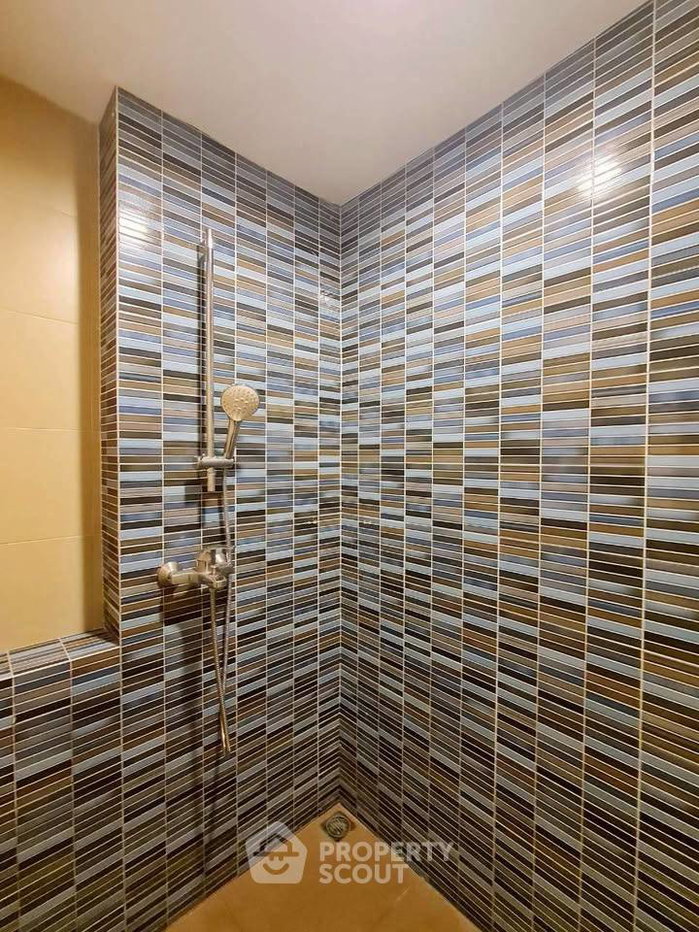 รูป คอนโด 3 ห้องนอน 250 ตร.ม. เลี้ยงสัตว์ได้ ที่ Grand Ville House 2 ใกล้ MRT Sukhumvit (ID 2857453) - รูปที่ 20/26