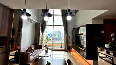 คอนโดให้เช่า : 2 ห้องนอน 106 ตร.ม. ที่ The Empire Place ใกล้ BTS Saint Louis (ID 2696140)