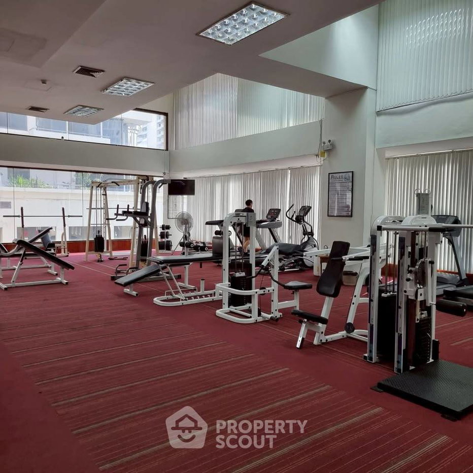 รูป 2 ห้องนอน ขนาด 142 ตร.ม. Supalai Place Sukhumvit 39 ใกล้ BTS พร้อมพงษ์ (ID 3135693) - รูปที่ 45/48