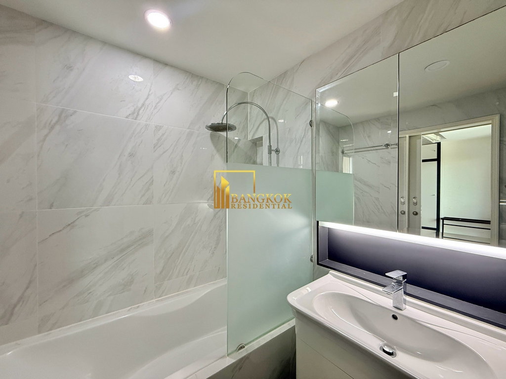 รูป Spacious 1 Bedroom Apartment For Rent in Phrom Phong - BR20600AP - รูปที่ 10/29