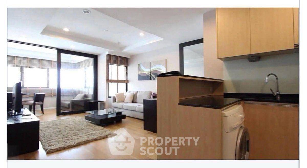 picture 22nd-Floor 1-BR At Sathorn Gardens Near MRT Silom (ID 2884326) - 3/7
