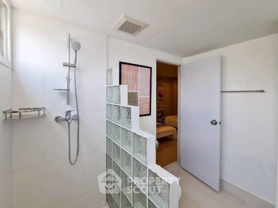 รูป คอนโด 3 ห้องนอน 250 ตร.ม. เลี้ยงสัตว์ได้ ที่ Grand Ville House 2 ใกล้ MRT Sukhumvit (ID 2857453) - รูปที่ 16/26