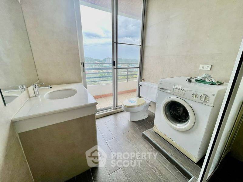 picture 3-BR Condo at Rama Harbour View Condominium in Surasak (ID 3222666) - 13/15