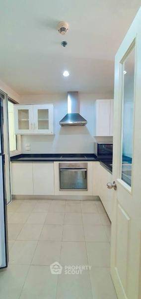 picture 3-BR Condo at Siri Residence Sukhumvit near BTS Phrom Phong (ID 2918147) - 6/8