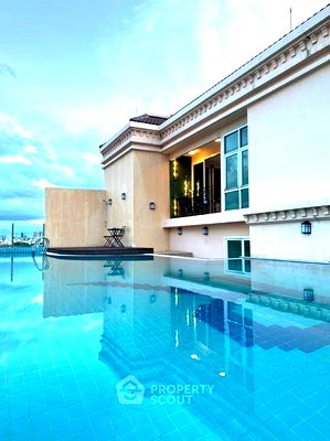 คอนโดให้เช่า : คอนโด 2 ห้องนอน The Raffles Condominium Ladprao 42/1 ใกล้ MRT รัชดาภิเษก (ID 2835660)