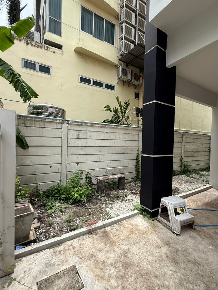 picture Near Suvannabhumi Airport Home Office for rent - 4/19
