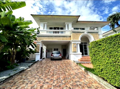 Houses for rent Thanon Chaloem Phra Kiat Ratchakan Thi 9 : House for Rent - Nantawan Suanluang Rama 9 | 4 Bedrooms 300 sq.m.