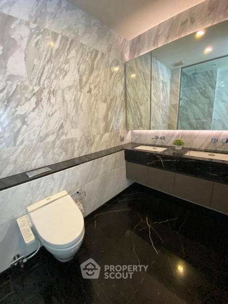 picture 16th-Floor 2-BR, 131 Sqm at Saladaeng One Near MRT Silom (ID 2834545) - 7/8
