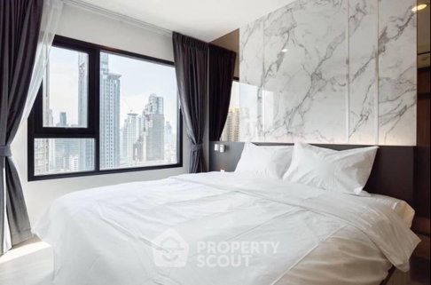 1-BR Condo at Life Asoke near ARL Makkasan (ID 2062702)