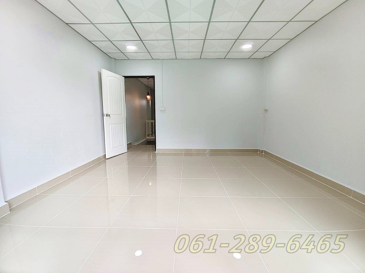 รูป AF.  บ้านสวย  ตรงข้ามสวน  3 ห้องนอน  หมู่บ้านเรวดี 3 ซอยเรวดี 57 ติวานนท์   ใกล้กระทรวงสาธารณะสุข - รูปที่ 24/29