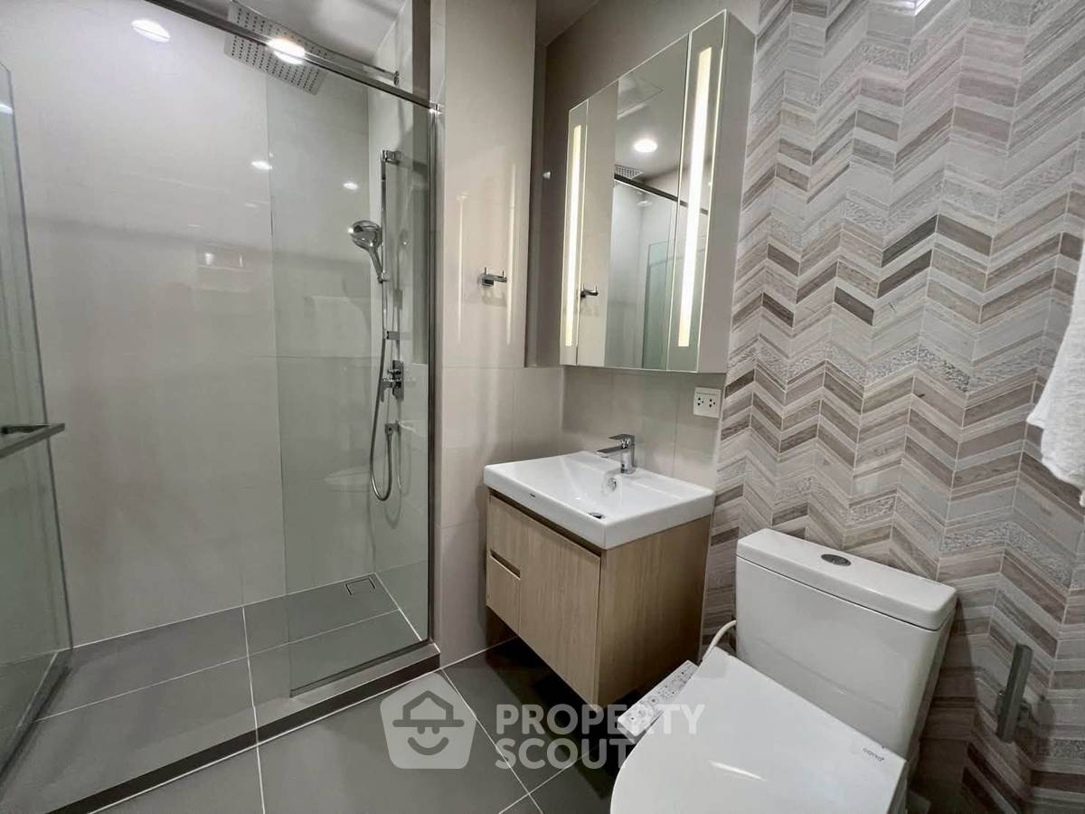 picture 33rd-Floor 1-BR, Oka Haus Sukhumvit 36 | BTS Thong Lor (ID 3305813) - 11/11