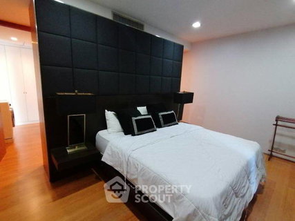 รูปภาพ 2-BR Condo at Ficus Lane Condominium near BTS Phra Khanong (ID 2834278)