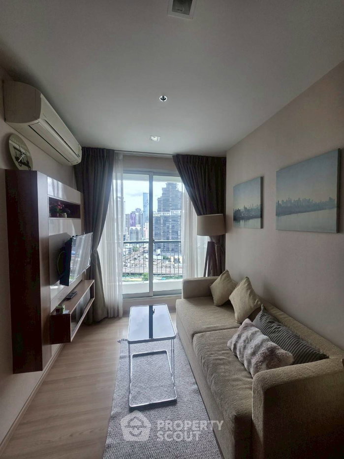 รูป คอนโด 1-ห้องนอน ที่ ริธึ่ม สาทร ใกล้ BTS สะพานตากสิน (ID 2985432) - รูปที่ 1/9
