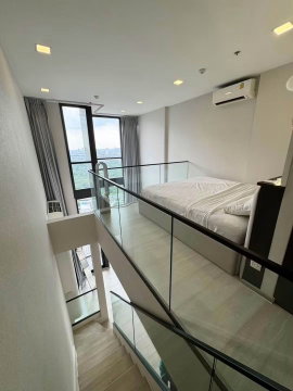 ❄ONatt260915 The Privacy Jatujak 