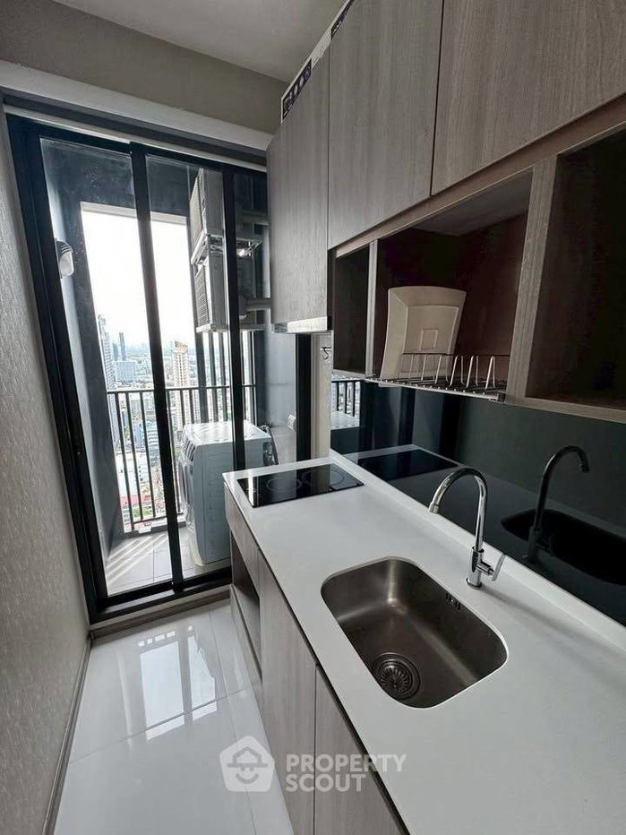 picture 30th-Floor 1-BR At Knightsbridge Prime Onnut Near BTS On Nut (ID 3168065) - 5/8