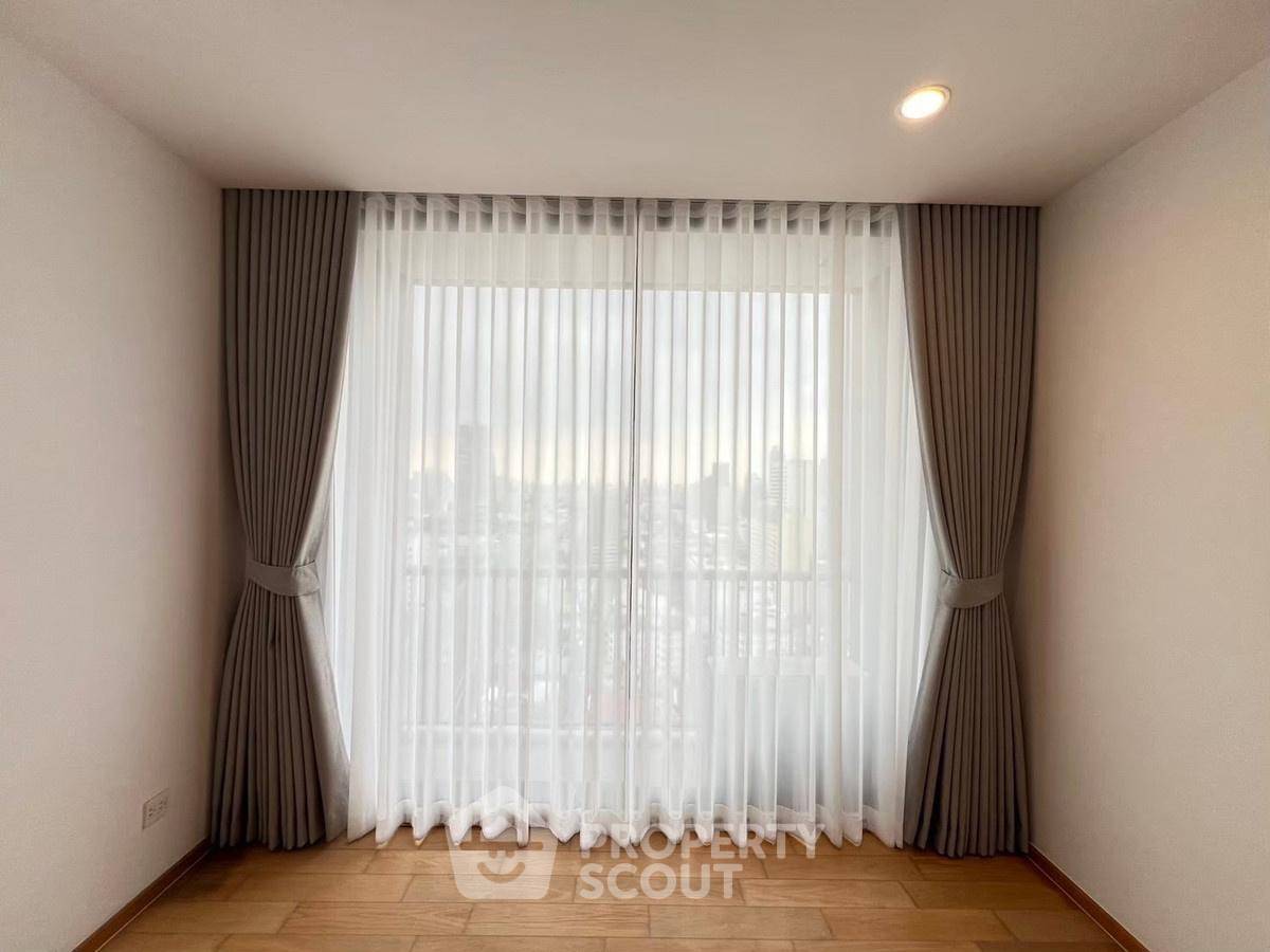 picture 2-BR Condo at Noble Revo Silom near BTS Surasak (ID 2870510) - 3/6