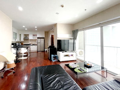 Condos for sale : Call : 092-786-8636 Condo Noble Ora Corner Unit 114.19 sqm 2 Beds 2 Baths Building X (Front of the Project)