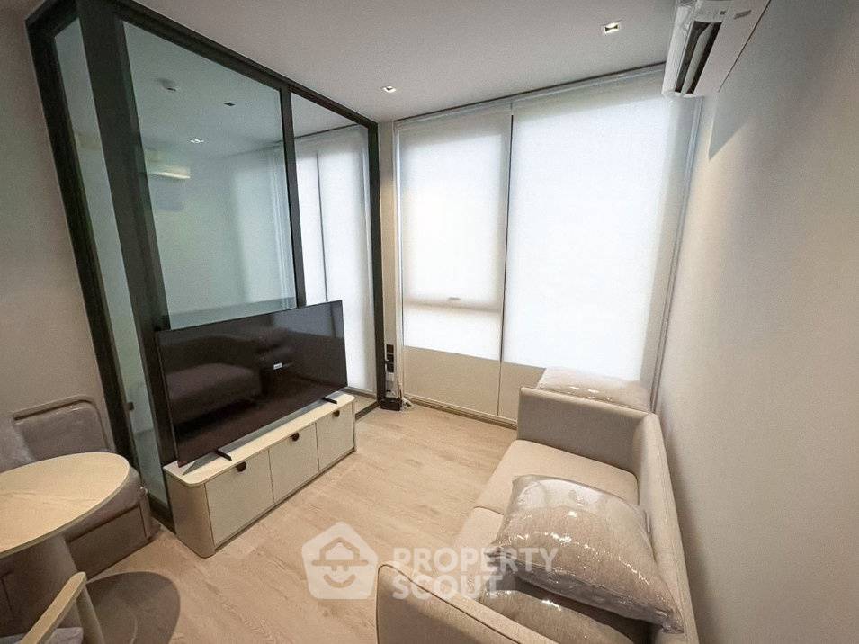 รูป ใกล้ BTS กรุงธนบุรี เพียง 90 เมตร | คอนโด 1 ห้องนอน Hive Sathorn ชั้น 18 (ID 3254401) - รูปที่ 2/6