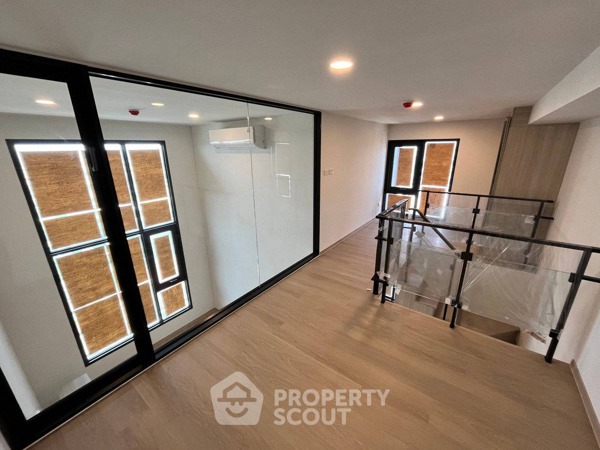 picture Pet-Friendly 2-BR Origin Play Bangkhunnon Triple Station, MRT Fai Chai (ID 2883756) - 4/6