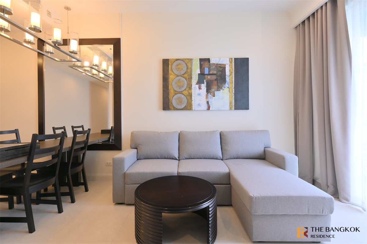 picture Q Langsuan near BTS Ratchadamri Comfortable and Ready to Move-in - 3/10