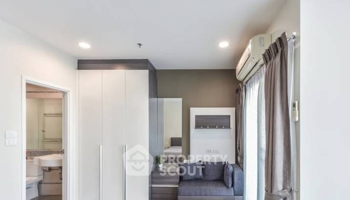 picture 200m To BTS Saint Louis | 1-BR Centric Sathorn-St. Louis (ID 3165287) - 5/7