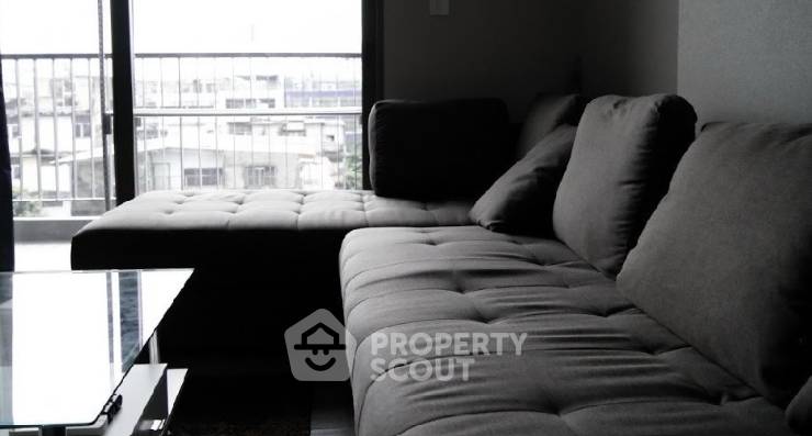 รูป คอนโด 2 ห้องนอน The Room Sathorn - St. Louis ใกล้ BTS สุรศักดิ์ (ID 3302521) - รูปที่ 3/9